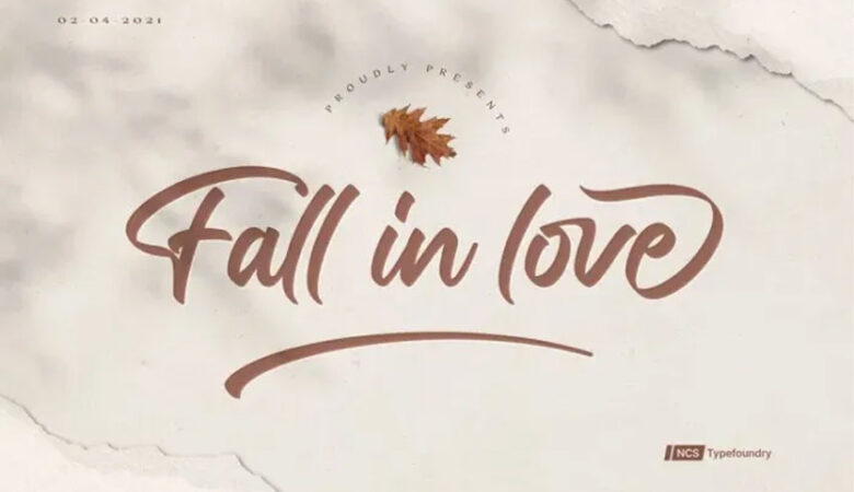 Fall in love Script Font