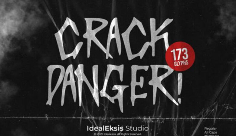 Crack Danger Font